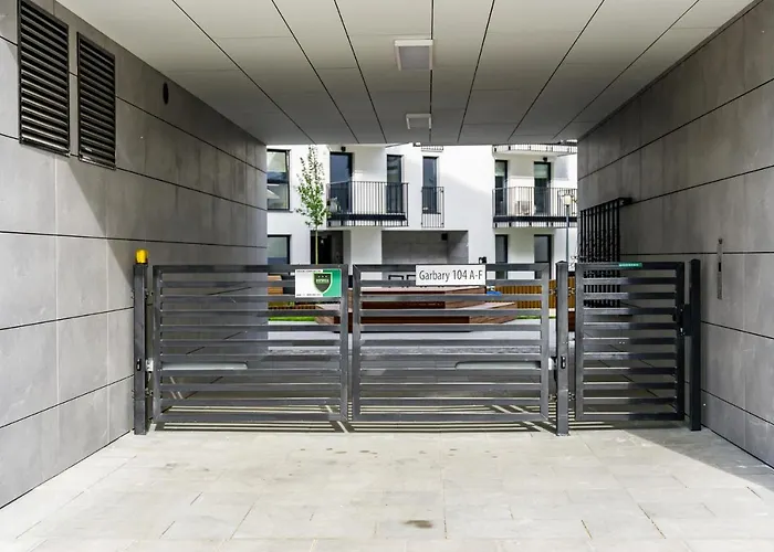 Komfortowy Apartament Z Ogrodkiem