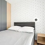 Komfortowy Apartament Z Ogrodkiem *