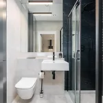 Komfortowy Apartament Z Ogrodkiem *