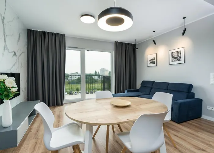 Apartment Komfortowy Apartament Z Ogrodkiem *